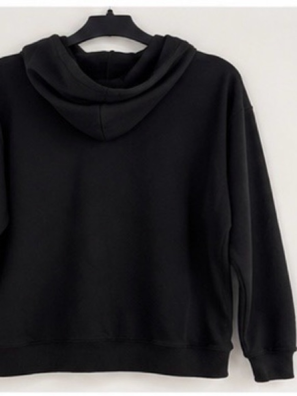 Men Sweater Subcategory Classification - Picture 2 of 2